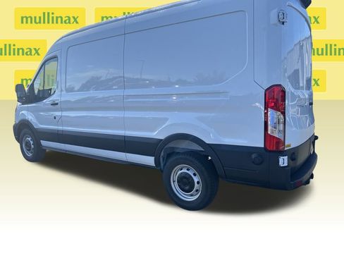 New 2025 Ford Transit 250 148 Medium Roof w/ Load Area Protection Package RWD image 5