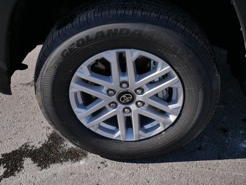 Certified 2026 Toyota Tundra SR5 w/ SR5 Convenience Package image 15