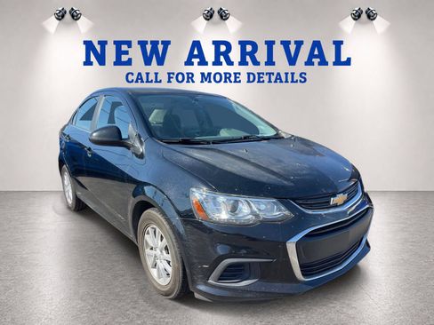 Used 2019 Chevrolet Sonic LT FWD image 4