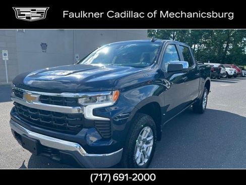 Used 2023 Chevrolet Silverado 1500 LT AWD/4WD image 11