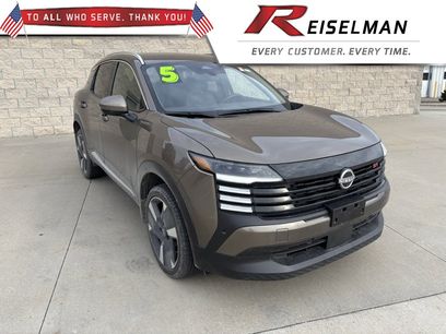 Used 2025 Nissan Kicks SR