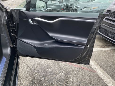 Used 2017 Tesla Model S 75 image 23