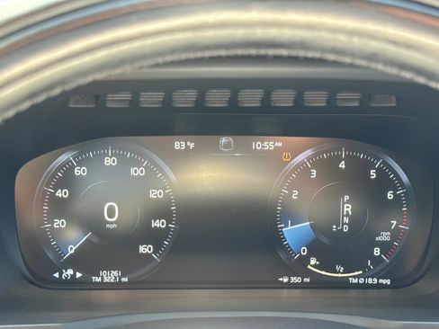 Used 2020 Volvo XC90 T6 Momentum w/ Protection Package Premier AWD/4WD image 16