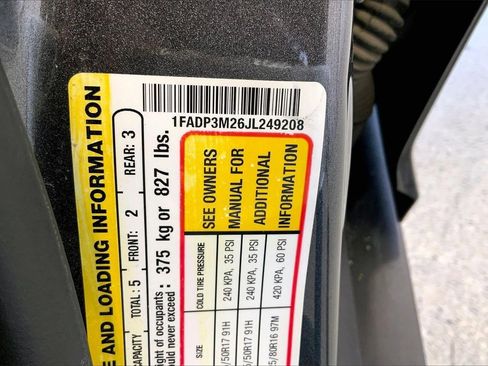 Used 2018 Ford Focus SEL image 8