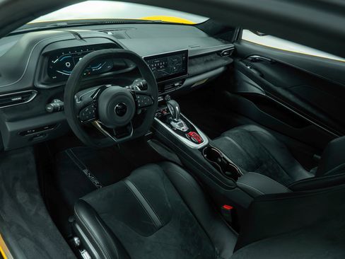 New 2026 Lotus Emira SE image 4