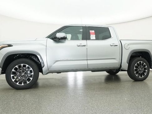 New 2026 Toyota Tundra Limited AWD/4WD image 18