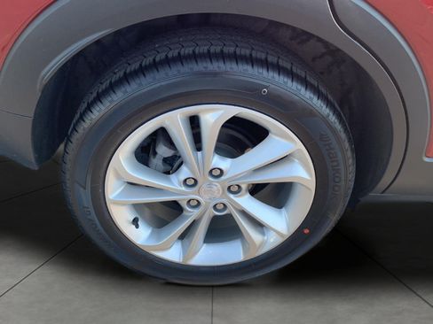 Used 2022 Buick Encore GX Preferred w/ Cold Weather Comfort Package AWD/4WD image 23