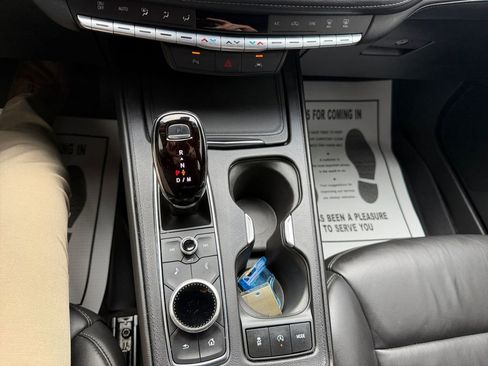Used 2023 Cadillac XT4 Premium Luxury image 21