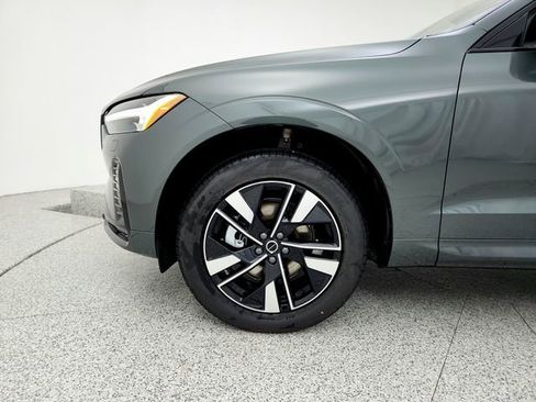 New 2026 Volvo XC60 B5 Core w/ Climate Package PRO image 25