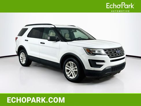 Used 2017 Ford Explorer FWD image 1