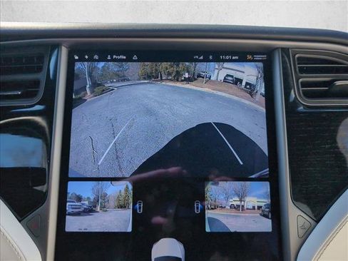 Used 2021 Tesla Model X Long Range image 11