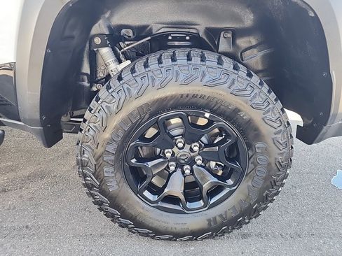 Used 2025 RAM 1500 RHO AWD/4WD image 23