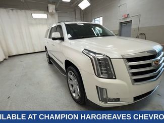Used 2016 Cadillac Escalade ESV Luxury video 2
