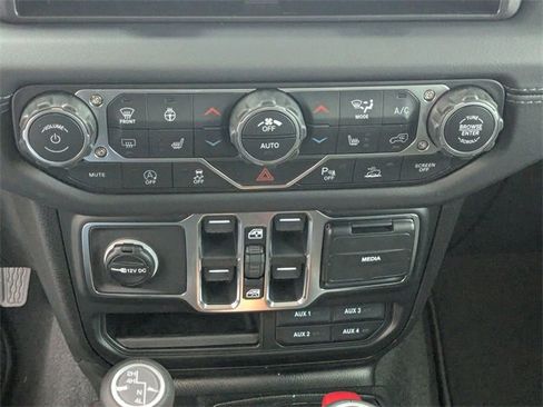 New 2026 Jeep Gladiator Sport image 19