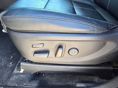 Used 2024 Kia Telluride SX w/ Towing Package AWD/4WD image 26