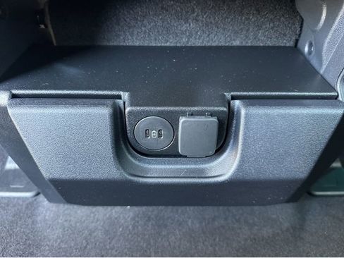 New 2026 Ford F250 Lariat w/ FX4 Off-Road Package image 24