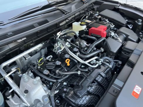 Used 2024 Mitsubishi Outlander ES image 11