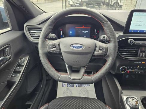 Used 2023 Ford Escape ST-Line Select image 16