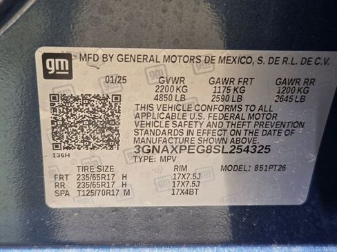 Used 2025 Chevrolet Equinox LT AWD/4WD image 23