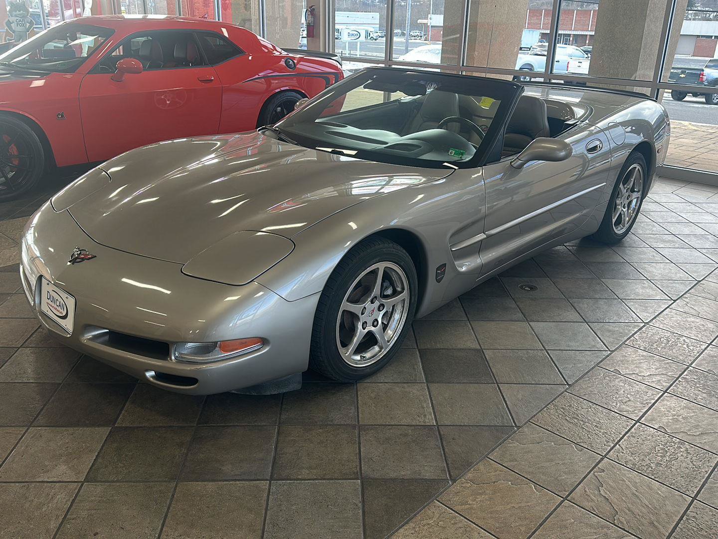 Used 2001 Chevrolet Corvette Convertible w/ Preferred Equipment Group2 RWD image 16