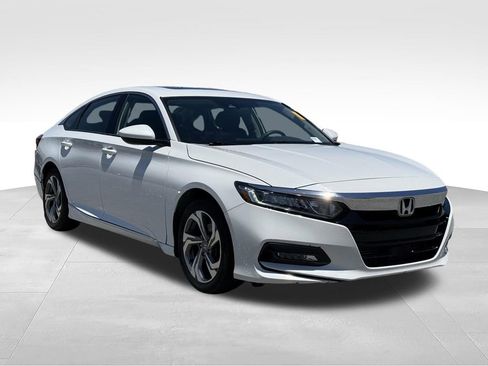 Used 2018 Honda Accord EX image 26
