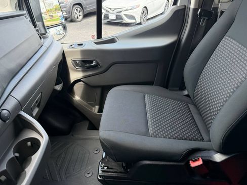 Used 2025 Ford Transit 250 Low Roof w/ Exterior Upgrade Package RWD image 29