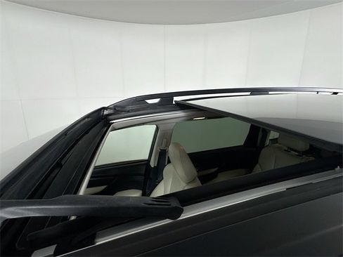 Used 2019 Subaru Ascent Limited image 12