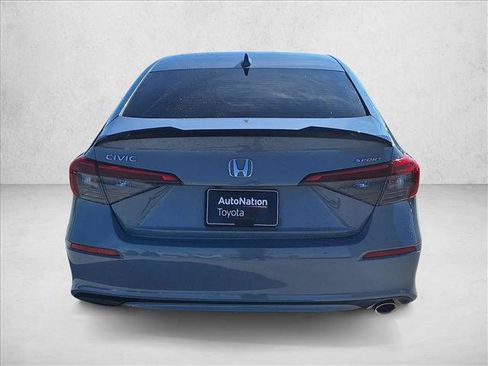 Used 2022 Honda Civic Sport image 6