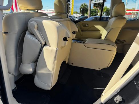 Used 2022 INFINITI QX80 Luxe w/ Cargo Package image 29