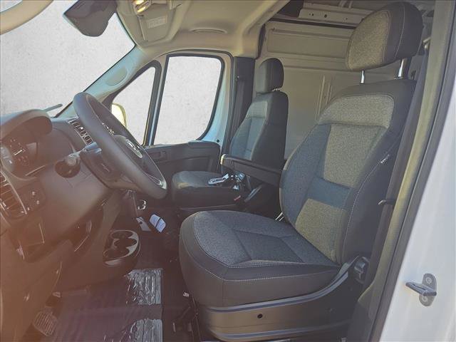 New 2027 RAM ProMaster 2500 FWD image 4