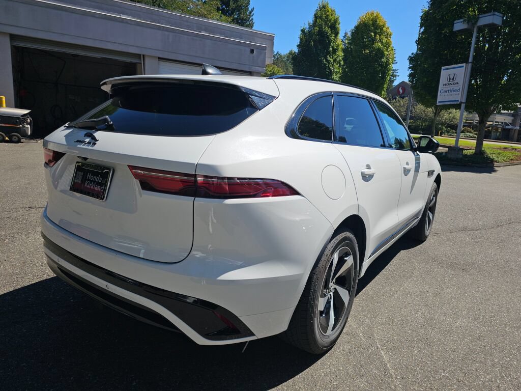 Used 2025 Jaguar F-PACE R-Dynamic S AWD/4WD image 8