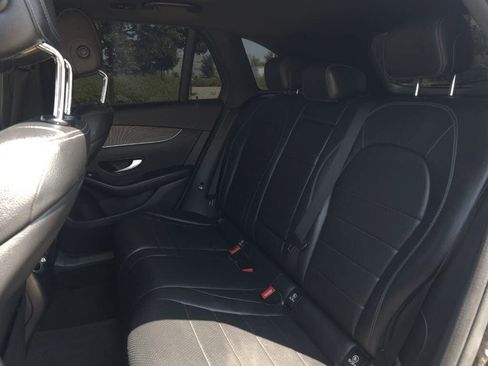 Used 2017 Mercedes-Benz GLC 300 4MATIC image 17
