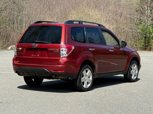 Used 2010 Subaru Forester 2.5X Premium image 3