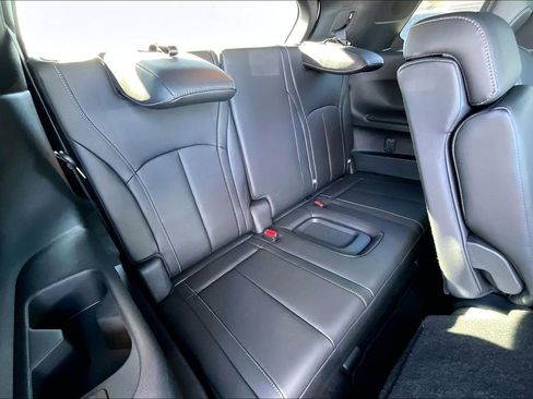 Certified 2025 INFINITI QX60 Luxe w/ Black Edition image 40