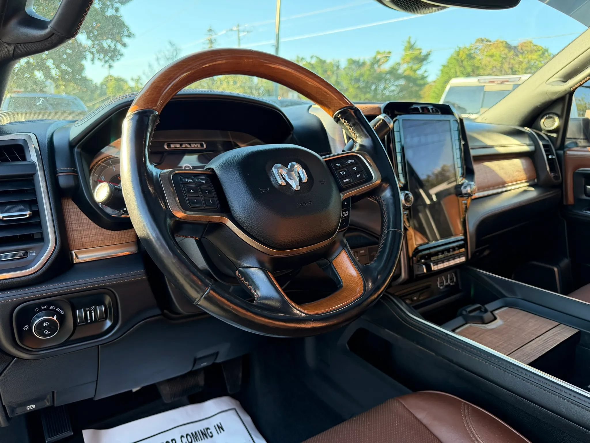 Used 2019 RAM 3500 Limited AWD/4WD image 9