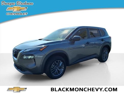Used 2023 Nissan Rogue S image 7