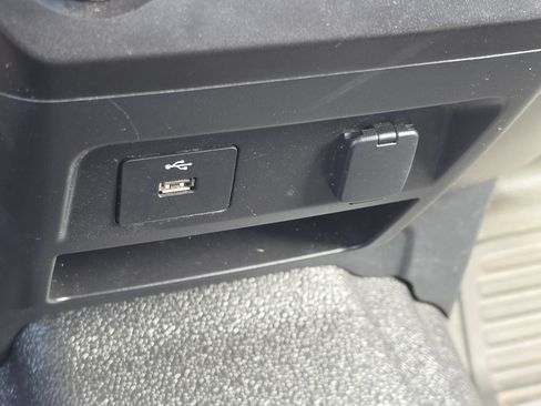 Used 2019 Ford F250 XL w/ Power Equipment Group RWD image 26