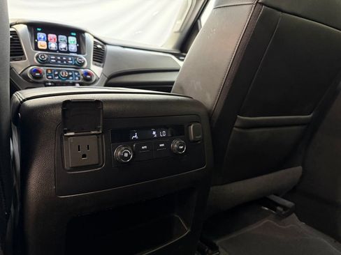 Used 2019 Chevrolet Tahoe LT image 16