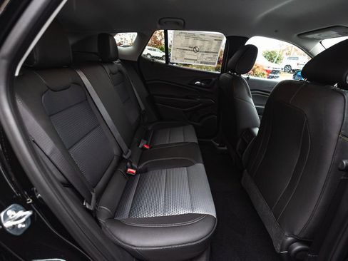 New 2026 Chevrolet Trax LT image 21