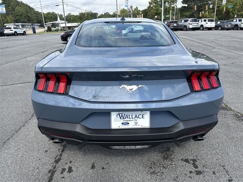 New 2025 Ford Mustang Coupe image 5