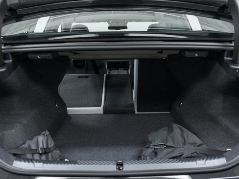 Used 2026 BMW M5 w/ Carbon Package image 10