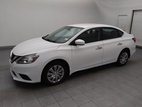 Used 2017 Nissan Sentra SV FWD image 2