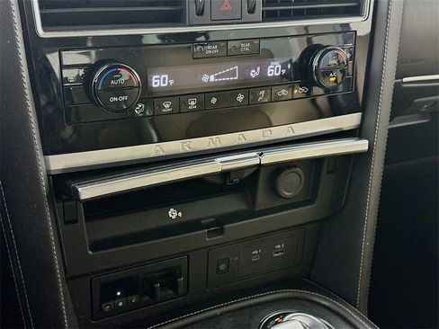 Used 2023 Nissan Armada SV image 18