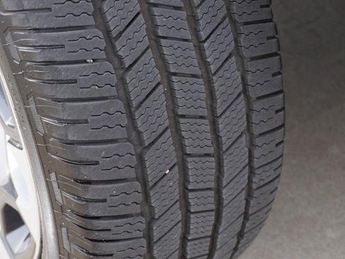 Used 2019 RAM 1500 Limited image 12