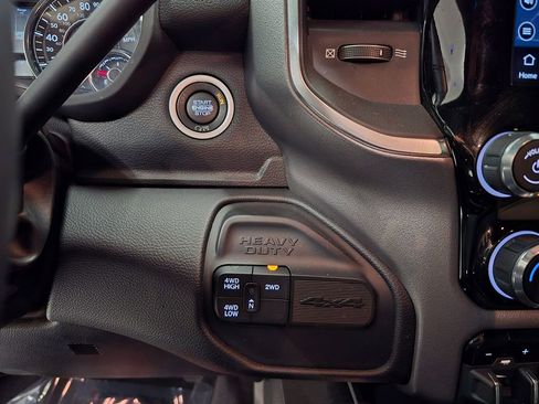 Used 2024 RAM 3500 Big Horn w/ Night Edition image 34