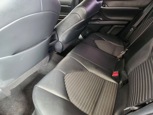 Used 2023 Toyota Camry SE FWD image 31