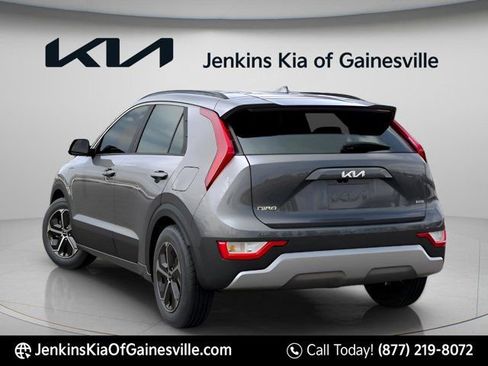 New 2025 Kia Niro EX w/ EX Cold Weather Package image 6