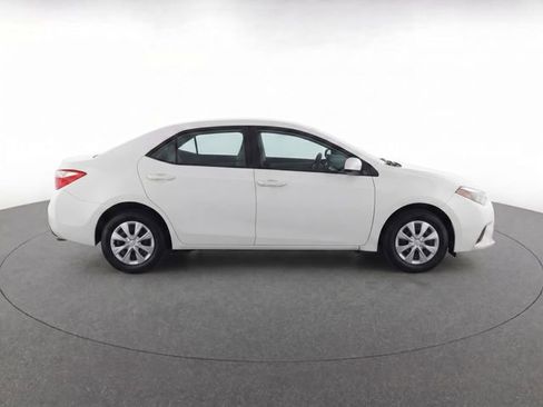 Used 2016 Toyota Corolla L FWD image 8