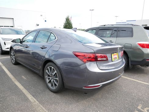 Used 2017 Acura TLX V6 w/Advance Pkg image 4