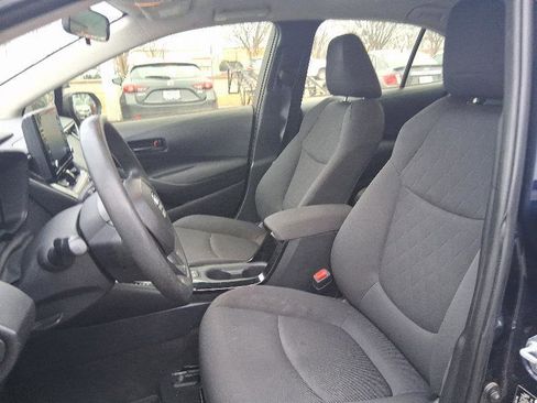 Used 2022 Toyota Corolla LE image 12